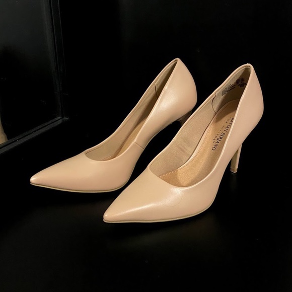 Christian Siriano Shoes - Nude Pumps